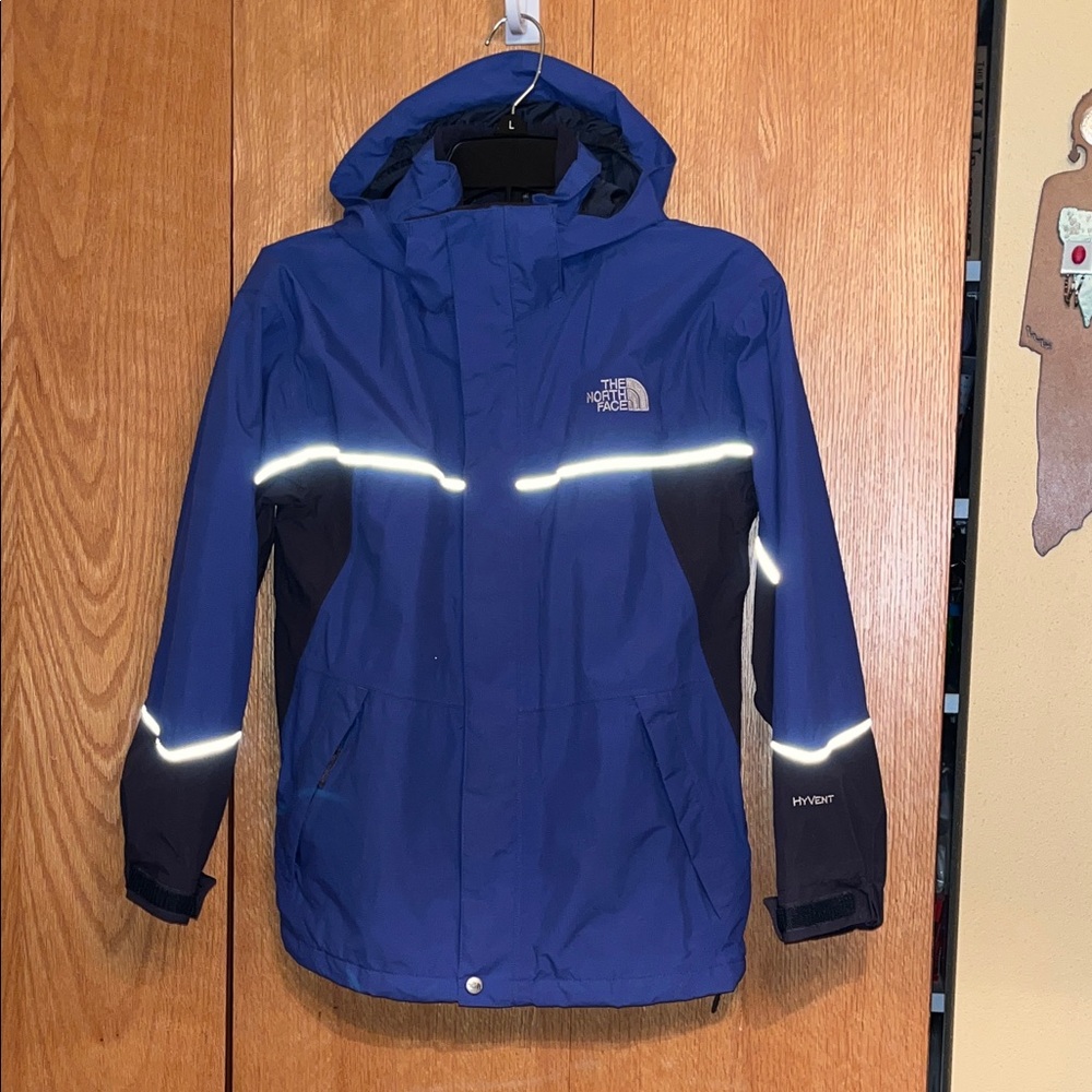 The North Face Hyvent L Boys Blue Hooded Shell Jacket Anorak Coat Reflective EUC